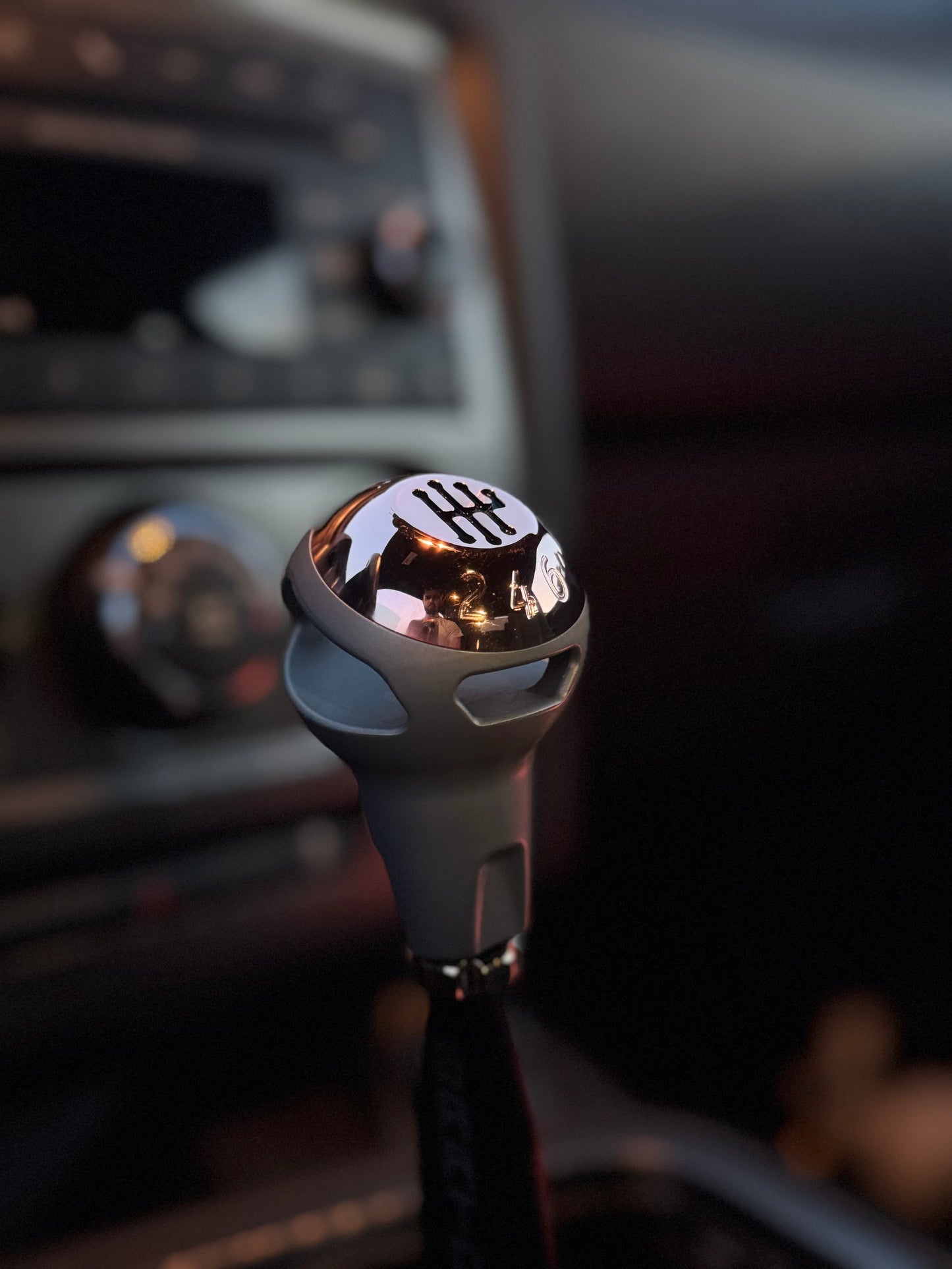 Iris Shift Knob